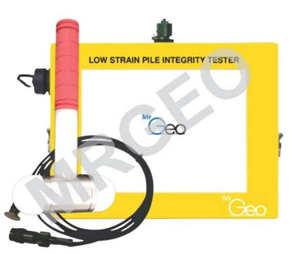 Picture of Low Strain Pile Integrity Tester